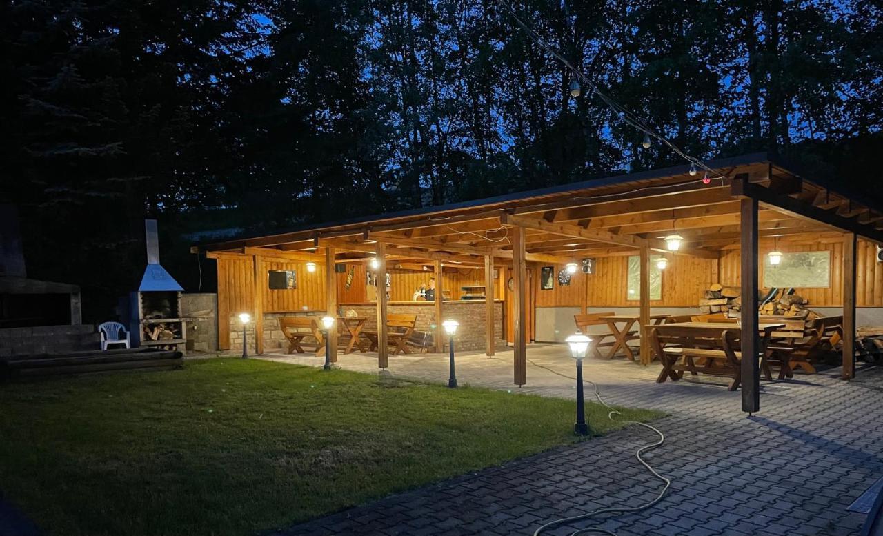 Penzion Horal Hotel Dolni Morava Bagian luar foto